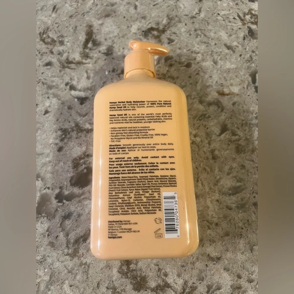 Hempz Apricot & Clementine Smoothing Herbal Body Moisturizer - Peach